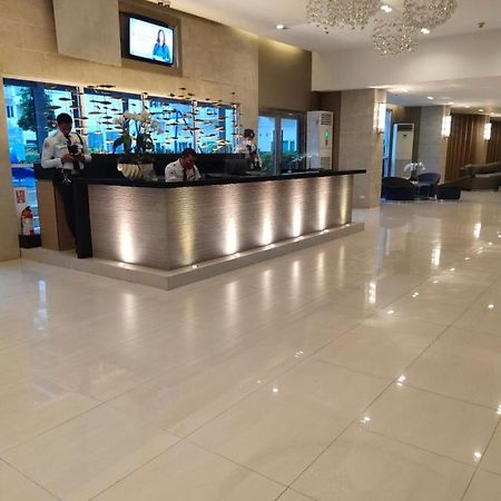 Rhm Sea Residences Condostaycation Moa,Smx Pasay Ngoại thất bức ảnh